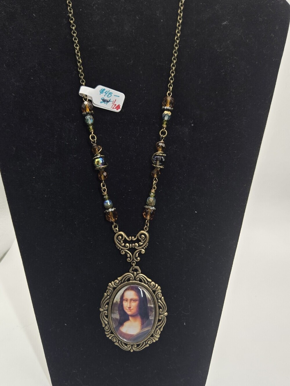 Mona Lisa Handmade Necklace Pendant Chain And Glass Beads